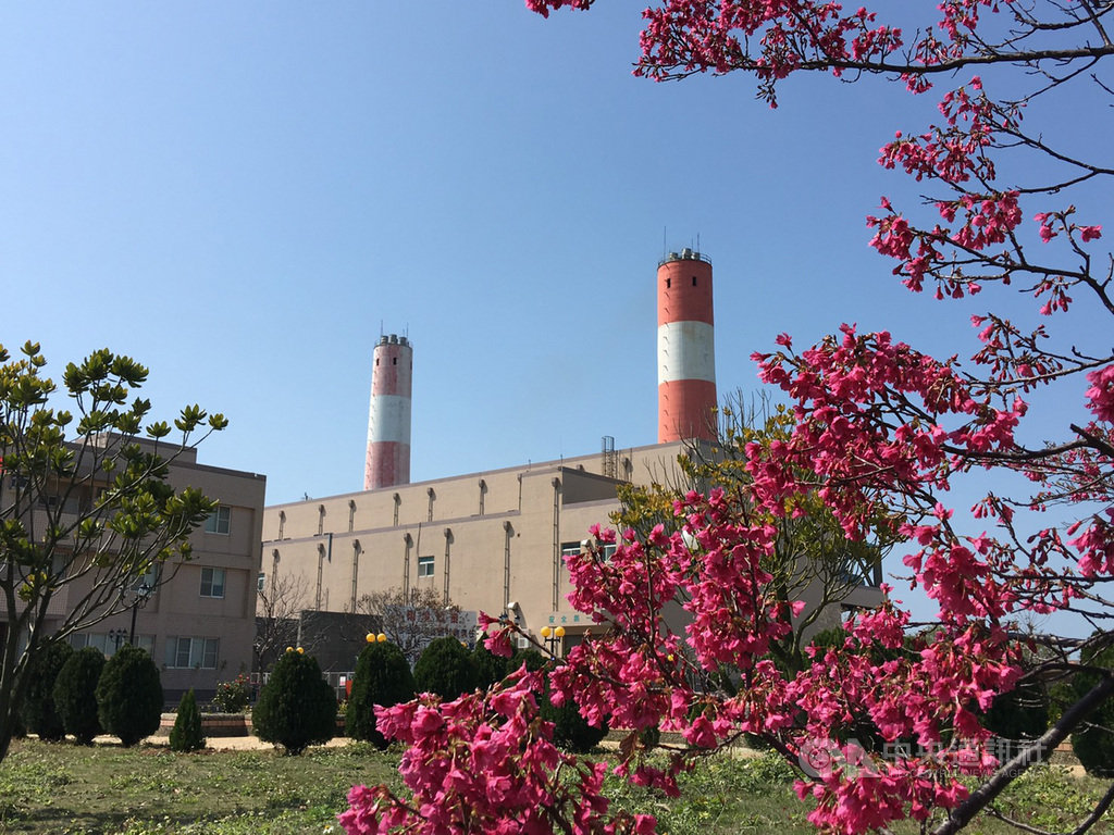 塔山電廠最新高效率機組9、10號機近期上線供電,大幅增加金門供電穩定度。圖為塔山電廠。(台電提供)中央社記者楊舒晴傳真 109年6月30日