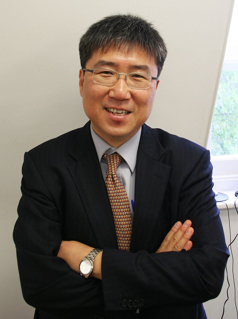 劍橋大學經濟學者張夏準的經典著作「富國的糖衣」5月在台改版上市,他特別為台灣讀者寫了專文,希望台灣不要迷失在新自由主義的美好願景之下。(圖取自維基共享資源網頁;作者Discott,CC BY-SA 3.0)