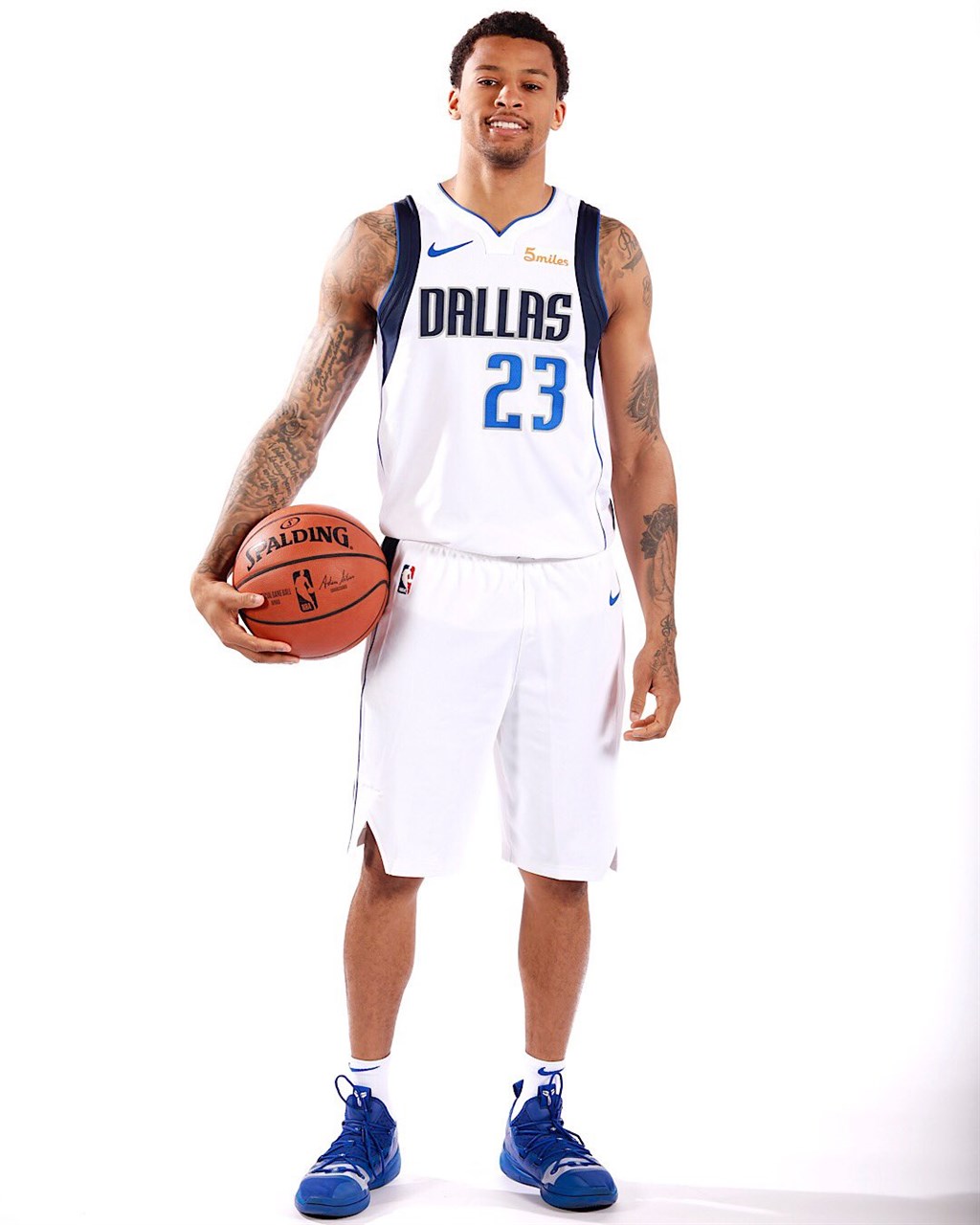 達拉斯獨行俠1日簽下後衛勃克(Trey Burke),他18-19賽季就待過獨行俠。(圖取自twitter.com/TreyBurke)