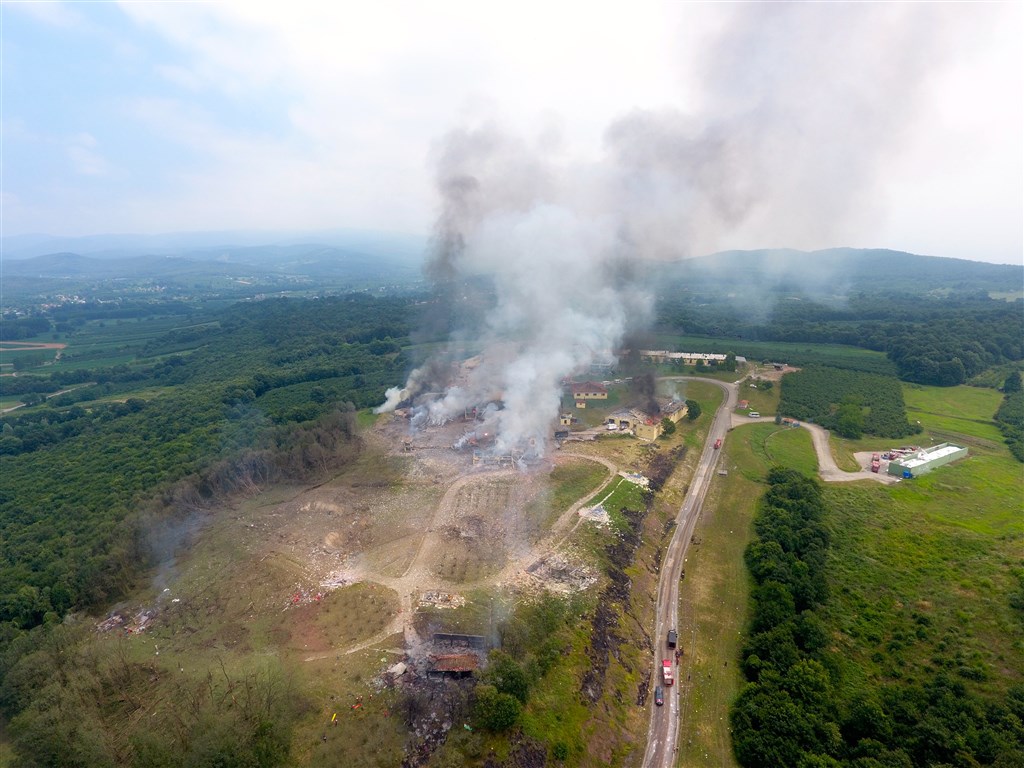 土耳其西北部薩卡里亞省3日傳爆竹工廠爆炸,造成4人死亡、97人受傷。(安納杜魯新聞社提供)