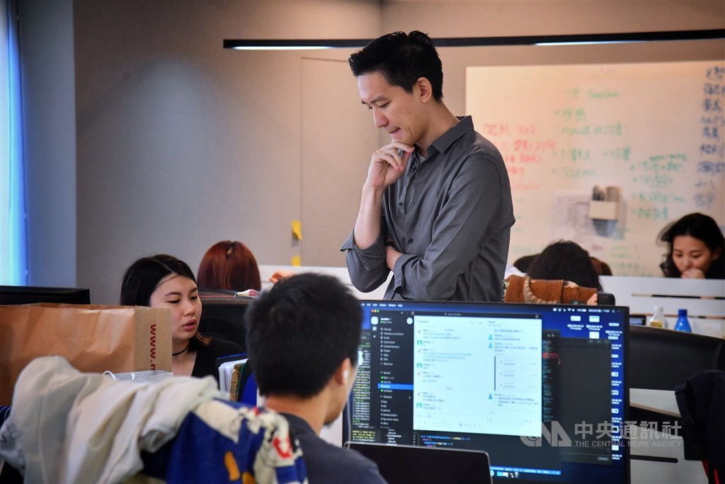 Podcast在台灣還是陌生名詞,無論是創業時要找工作夥伴,建議創作者加入行列,首先都會遇到對方詢問一句:「什麼是Podcast?」(中央社記者王飛華攝)