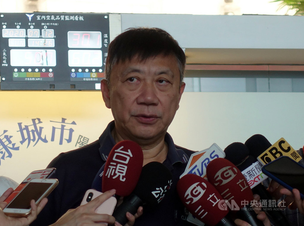 台北市社會局長劉志光(圖)12日表示,因健康因素,他二度向市長柯文哲請辭,最終獲准,預計7月中旬生效。中央社記者梁珮綺攝 109年7月12日
