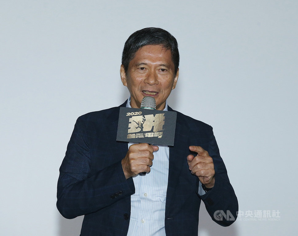 文化部長李永得14日出席台灣電影起飛大聯盟舉辦的「國片起飛一起拚」記者會,會中表示,文化部加碼推出「藝FUN券」即將開放註冊,目前全台灣98%電影院都能使用,期待影迷能夠「報復性」攻占電影院。中央社記者郭日曉攝 109年7月14日