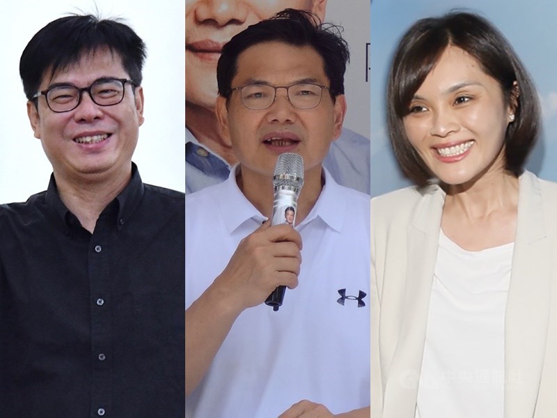 高雄市第3屆市長補選參選人號次15日上午抽籤確定,民進黨陳其邁(左)抽中1號、民眾黨吳益政(中)2號、國民黨李眉蓁(右)3號。(中央社檔案照片)