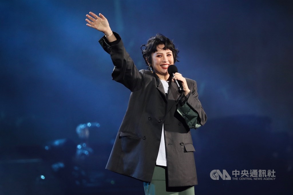 外傳歌手魏如萱(圖)將接下金曲獎頒獎典禮主持人,她的經紀人說,若有機會將全力以赴。(中央社檔案照片)