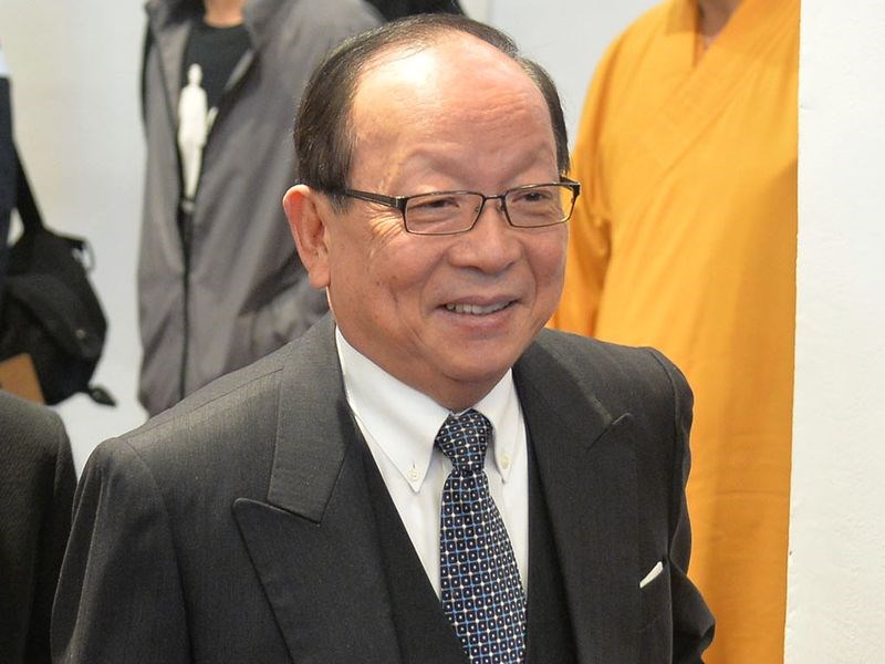 前外交部長蔣孝嚴(圖)直到2004年底蔣方良辭世後,才終於完成認祖歸宗的手續,也就是從姓章變成姓蔣,但他的孿生弟弟章孝慈則維持原姓。(中央社檔案照片)