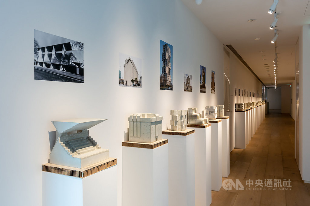 「SOS拯救混凝土之獸!粗獷主義建築展」為忠泰美術館與德國建築博物館(DAM)共同籌劃,以德國2017年展開的同名展覽為基礎,是首度對1950至1970年代全球粗獷主義建築進行調查,並提出搶救保存倡議的國際展覽,即日起在忠泰美術館展出。(忠泰美術館提供)中央社記者鄭景雯傳真 109年7月21日