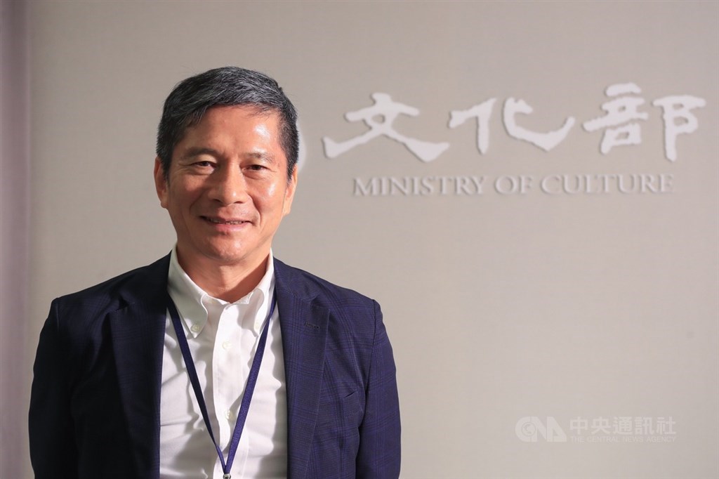 文化部29日宣布將終止公視「國際影音平台」委託案,文化部長李永得表示,為了不要再傷害公視,因而終止。(中央社檔案照片)