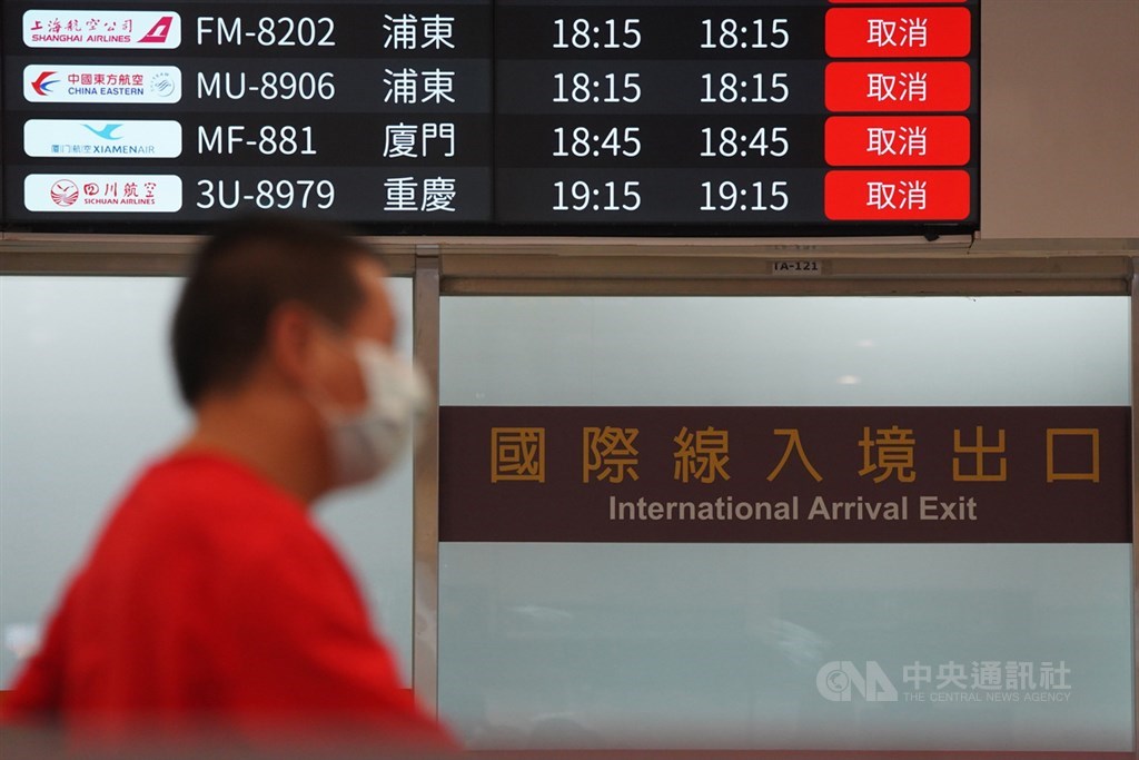 病毒專家張上淳3日呼籲,全民若追求零確診,邊境真的很難放鬆,盼不要因新增1、2例,就忽略整體疫情控制。(中央社檔案照片)