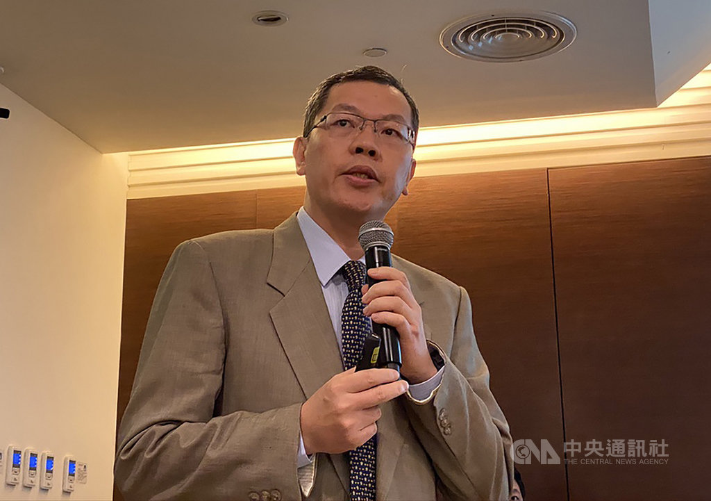 工業電腦廠研華5日召開法人說明會,由研華經營管理總經理暨財務長陳清熙說明上半年營運成果及第3季展望。中央社記者吳家豪攝 109年8月5日