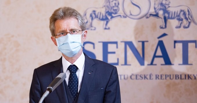 捷克參議院議長維特齊預定8月底率代表團訪問台灣。他6日說,全團成員出發前將自主隔離2週並通過2次武漢肺炎採檢。(圖取自圖取自twitter.com/SenatCZ)