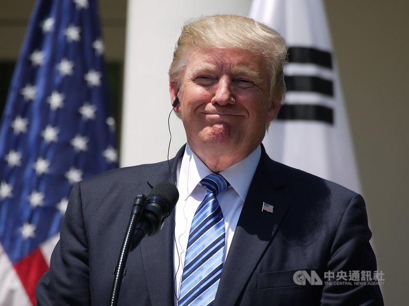 美國國家反情報與安全中心主任伊凡尼納7日表示,中國不希望美國總統川普(圖)連任,認為他「難預測」。(中央社檔案照片)