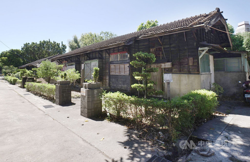 花蓮縣美崙溪畔日式宿舍群位在花蓮市中正路旁,完整保留日治時期軍舍社區,近年獲中央補助,將進行建物整修工程。中央社記者張祈攝 109年8月13日