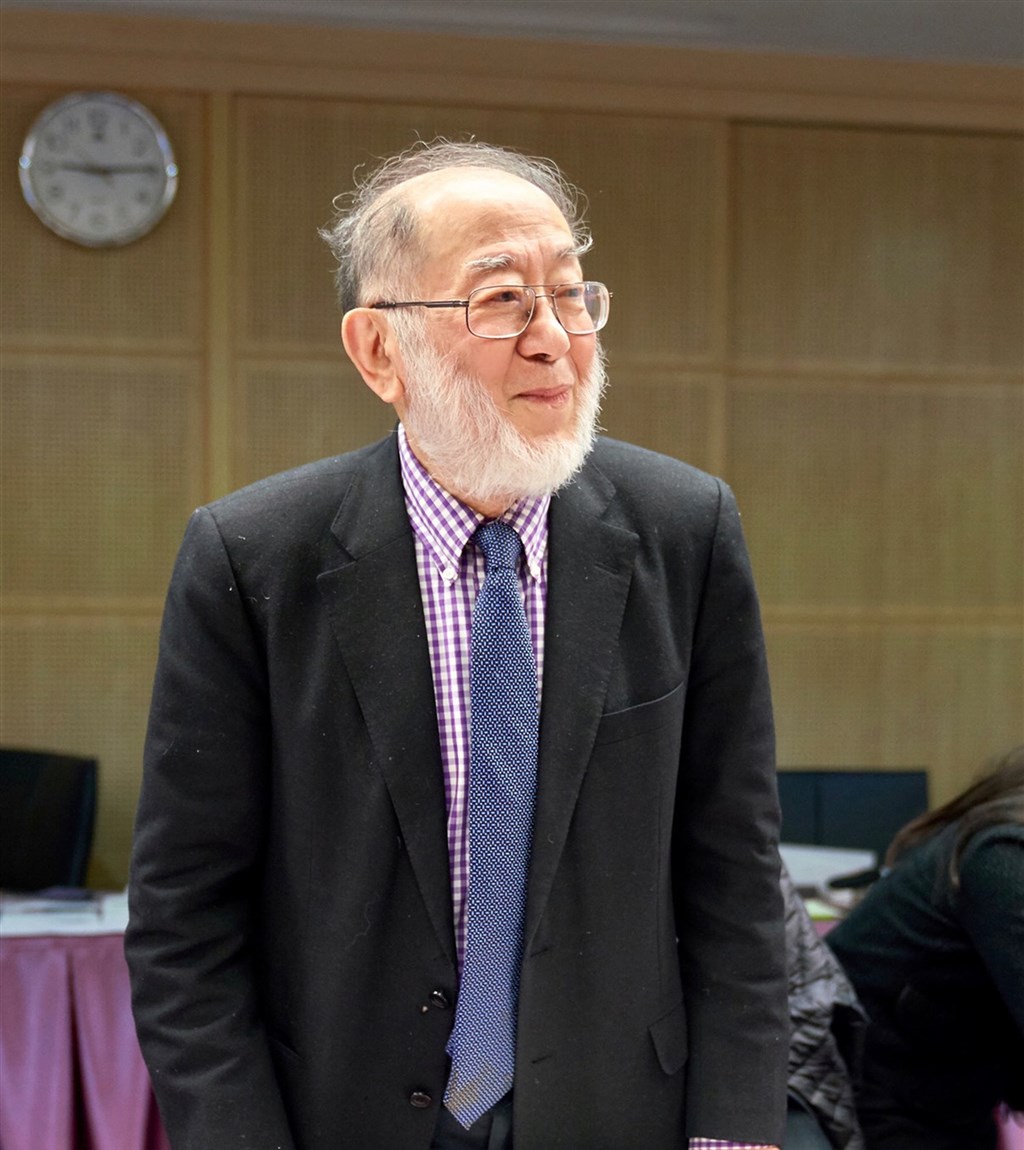 中研院表示,院士黃秉乾8月3日在美國辭世,享耆壽90歲。(圖取自facebook.com/nthu.tw)