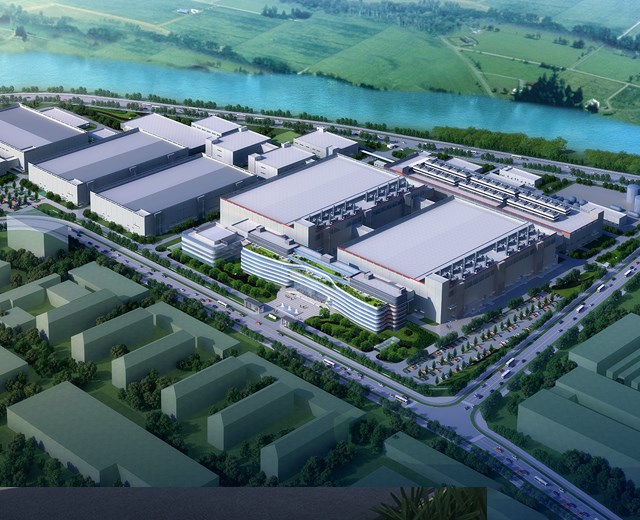 武漢弘芯(圖)的建設承包商2019年11月傳出合約糾紛。台灣設備廠亞翔旗下的亞翔集成以及帆宣是武漢弘芯的供應商,兩家公司也都還有工程款未入帳。(圖取自武漢弘芯英文版網頁en.hsmc.com)