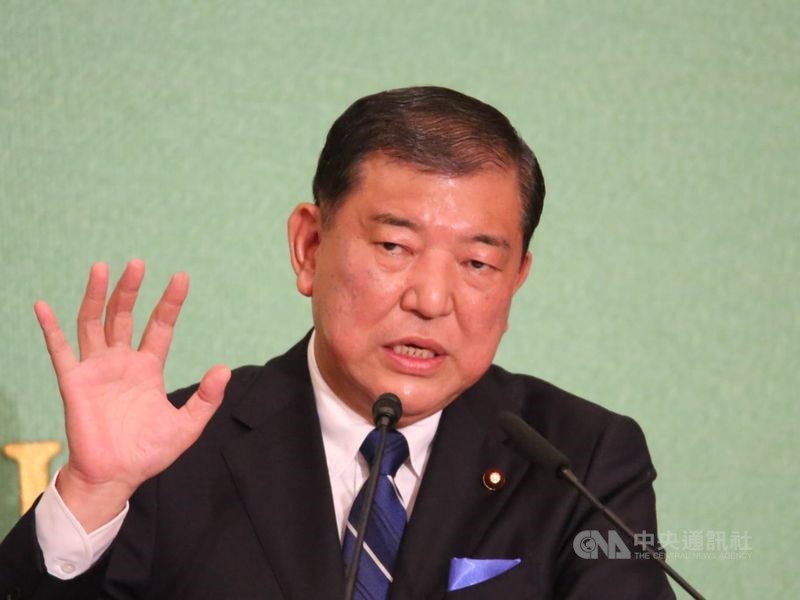 日本首相安倍晉三因舊疾復發28日宣布請辭。民調顯示,安倍接班人以執政黨自由民主黨前幹事長石破茂(圖)呼聲最高。(中央社檔案照片)