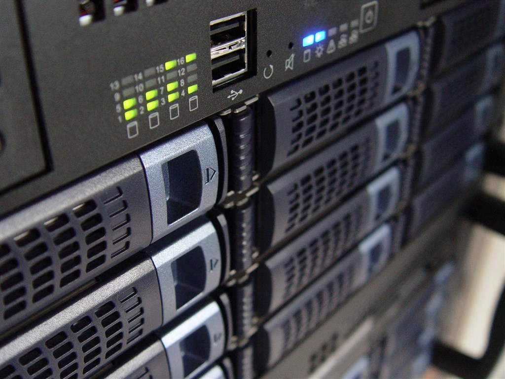經濟部10日表示,伺服器機殼大廠勤誠興業將投入逾22億元,在嘉義縣建新廠,是勤誠成軍37年在台首度最大投資。(示意圖/圖取自Pixabay圖庫)