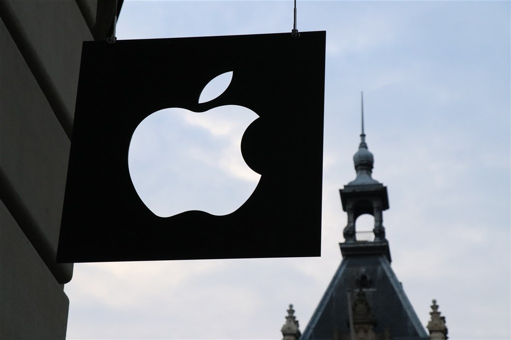 蘋果將於9月15日舉行發表會,國外媒體猜測,iPhone 12將在10月23日出貨。(圖取自Unsplash圖庫)