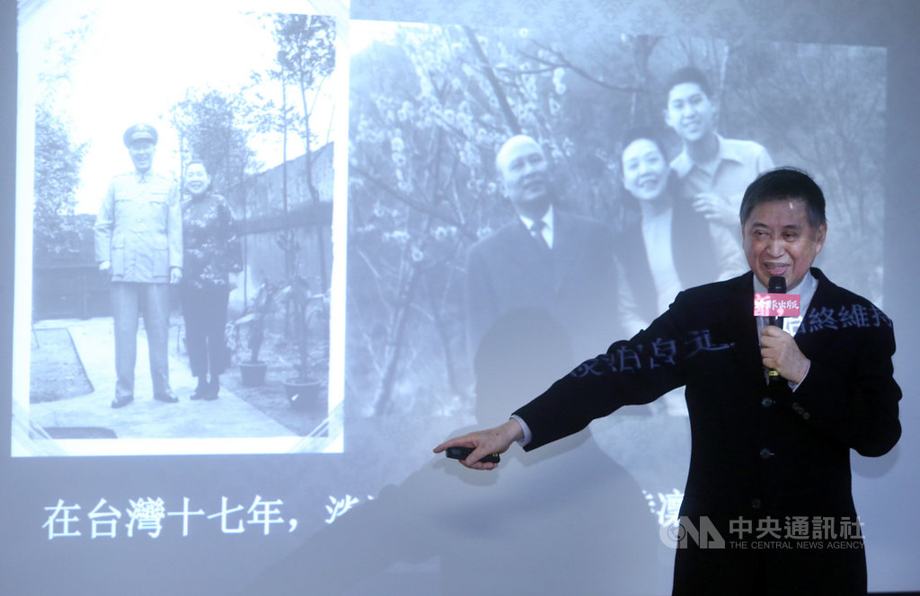「悲歡離合四十年:白崇禧與蔣介石」新書發表會15日在國家圖書館舉行,作家白先勇(圖)出席,分享執筆寫下父親白崇禧在台17年歲月的心路歷程。中央社記者鄭傑文攝 109年9月15日