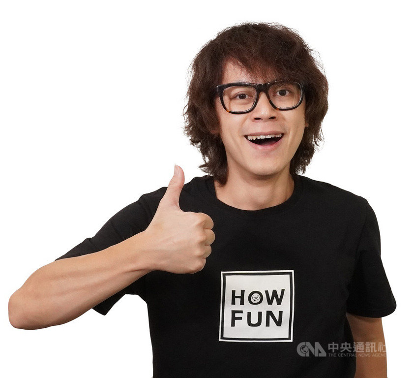 第55屆廣播金鐘獎19日登場,百萬YouTuber HowHow(圖)將首度擔任頒獎人,與DJ丹尼斯、藝人阿達共頒「商品類廣告獎」等獎項。(三立提供)中央社記者葉冠吟傳真 109年9月15日