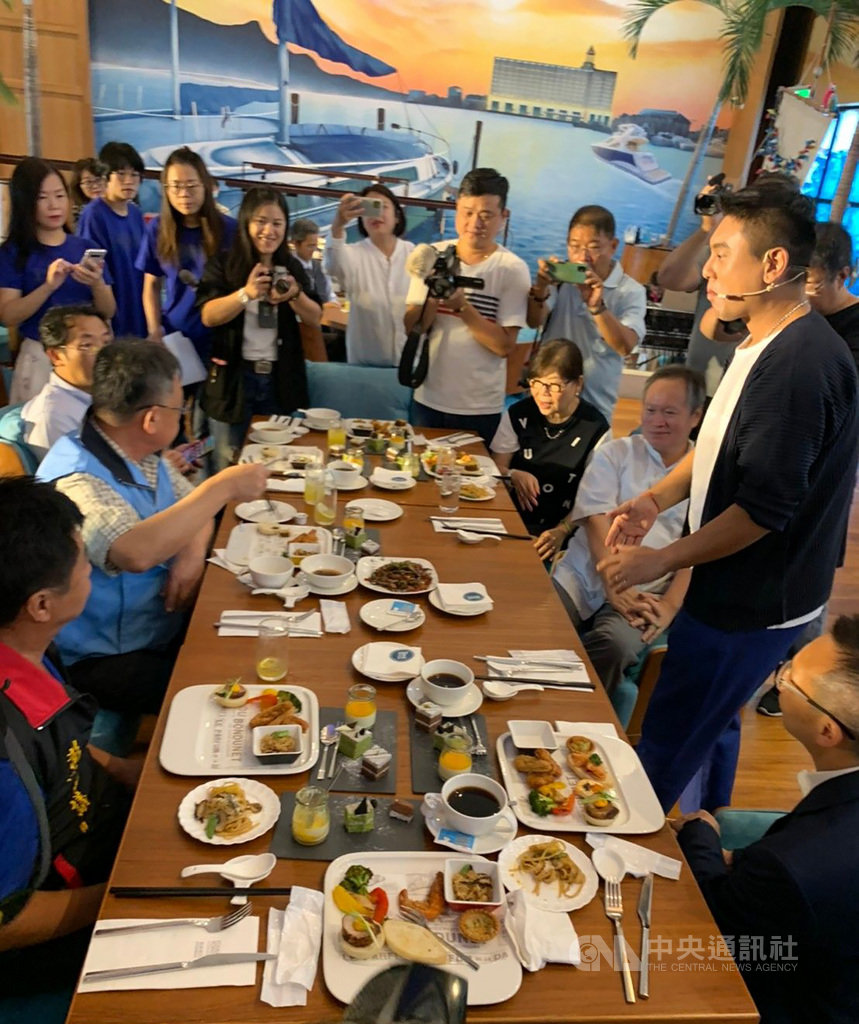 澎湖縣政府15日宣布,10月起將推出「戀戀海味.澎湖美食假期」活動,每月都有不同美食主題,歡迎遊客造訪澎湖,體驗在地風味美食。中央社 109年9月15日