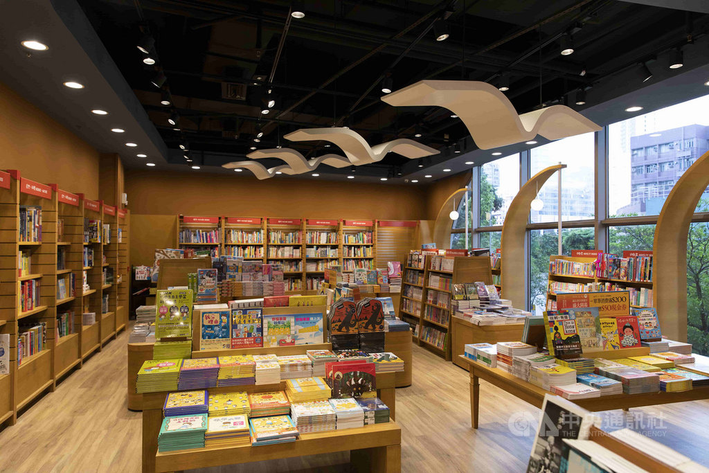 誠品進軍香港8年,持續深入社區展店,第4家據點「誠品書店奧運店」落腳大角咀,預計23日正式開幕,奧運店空間設計呼應大角咀船塢的歷史特色。(誠品提供)中央社記者江明晏傳真 109年9月17日
