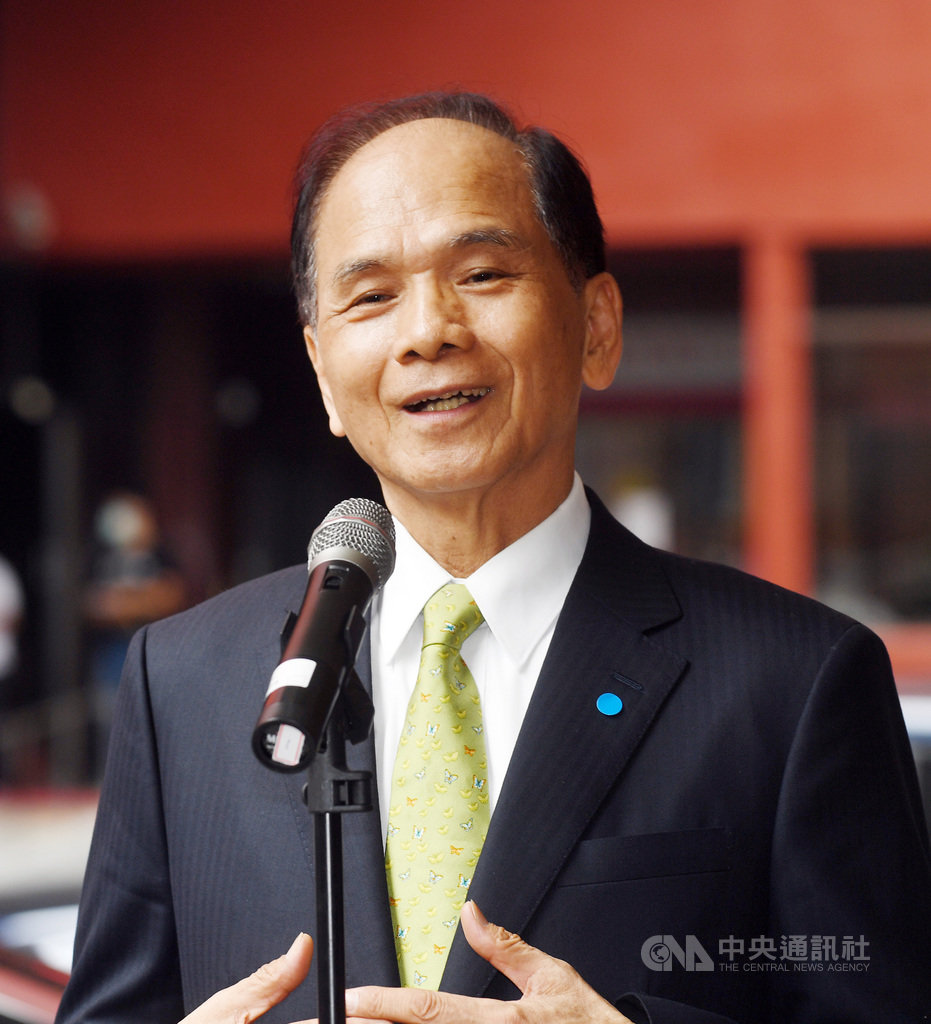 立法院新會期將開議,但目前仍有4名立委涉案在押。立法院長游錫堃(圖)17日受訪表示,站在立法院立場,希望毋枉毋縱,也希望司法機關能尊重憲政,任何行動和處理一定要符合憲法規定。中央社記者施宗暉攝 109年9月17日