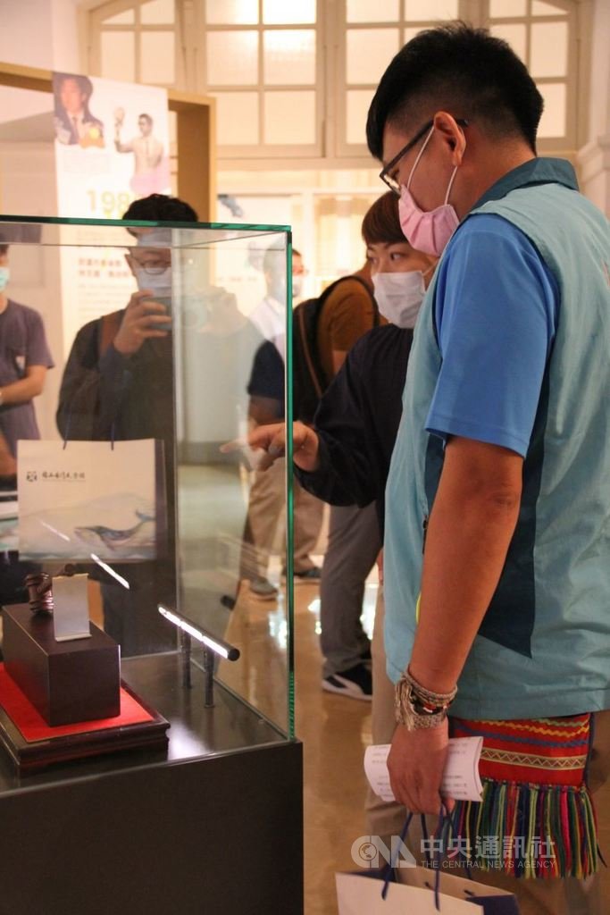 「府城春秋-舊台南市政治記憶文史展」18日起在台文館登場,展出多項口述史料、影音書報及實體文物,邀請民眾前往參觀,尋回往日的政治記憶,也更深入認識台南這座城市。(台灣文學館提供)中央社記者洪學廣傳真 109年9月18日