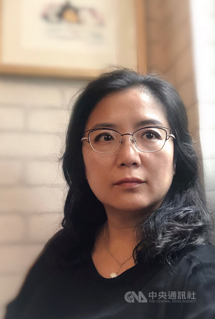 藝術家汪曉青(圖)長年專注於女性認同等主題攝影創作,作品「母親如同創造者」9月17日起在紐約Photoville攝影節展出。(駐紐約台北文化中心提供)中央社記者尹俊傑紐約傳真 109年9月19日