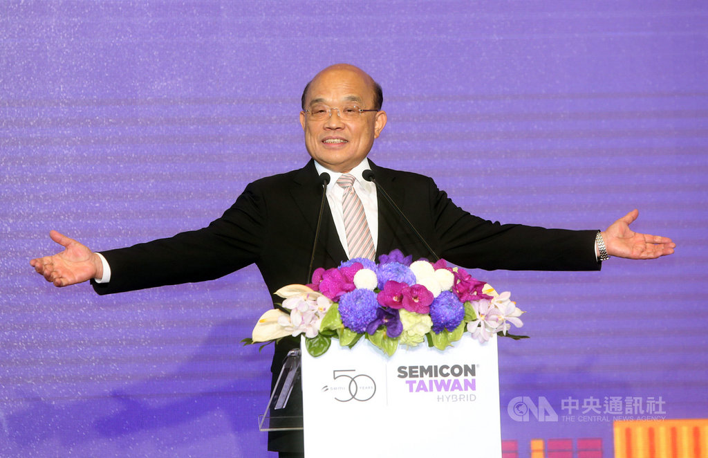 立法院原定22日邀請行政院長蘇貞昌施政報告,但遭國民黨立委杯葛。蘇貞昌23日出席國際半導體展開幕典禮前受訪表示,人民有知的權益,若因政黨競爭阻斷行政院長向國人報告,相信國人不會高興。中央社記者鄭傑文攝 109年9月23日