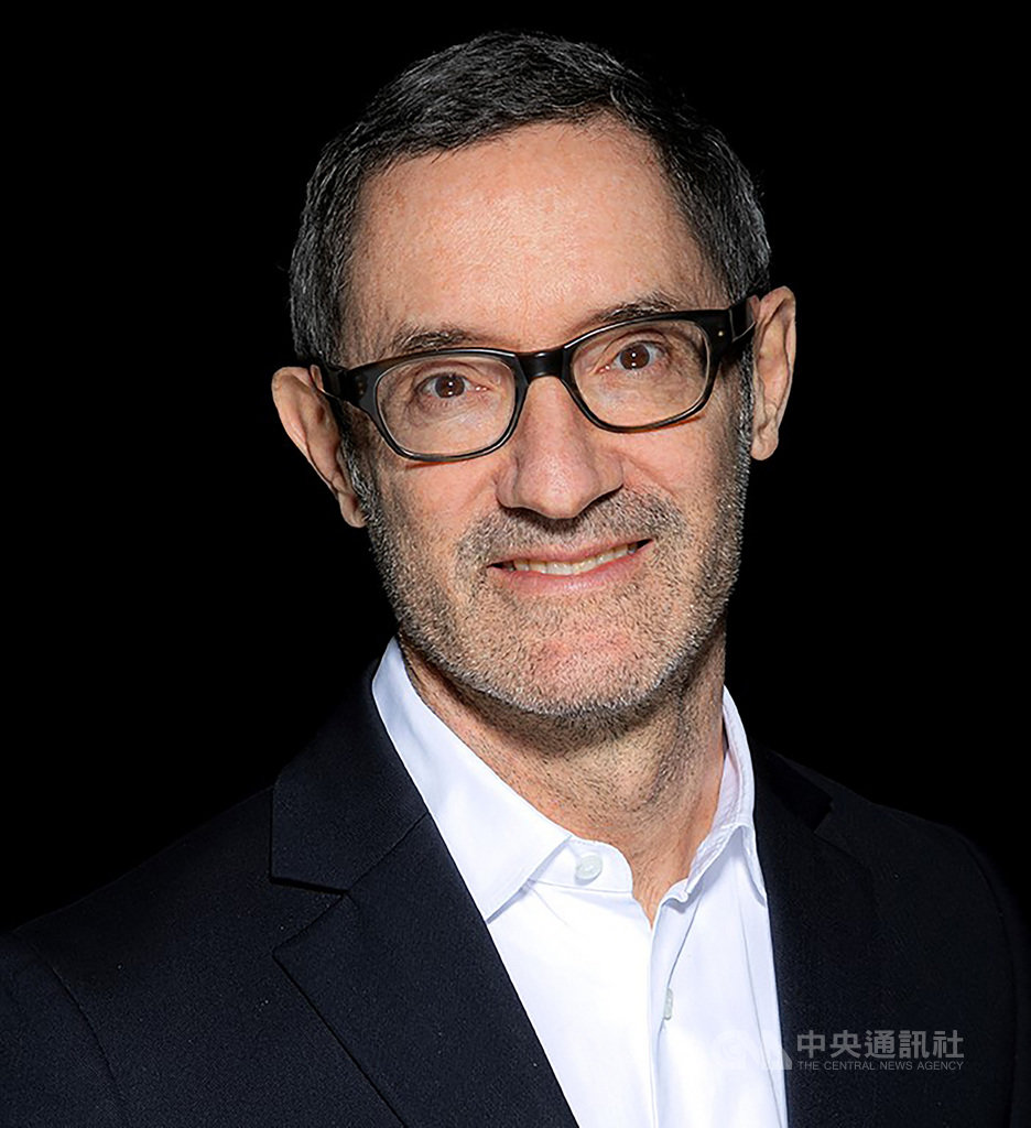德國馬歇爾基金會專家巴爾金表示,全球各地對中國的觀感最近轉為負面,民主國家結盟對付中國的可能性正明顯升高。(德國馬歇爾基金會提供)中央社記者林育立柏林傳真 109年9月25日