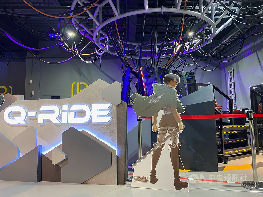 體感設備廠智崴資訊15日展示中型遊樂設備Q-Ride,已開始出貨到馬來西亞、新疆、日本、北京等地。中央社記者吳家豪攝 109年10月15日