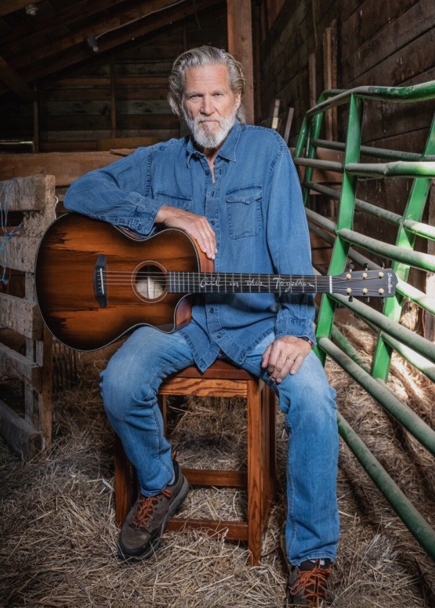 好萊塢銀幕傳奇、奧斯卡影帝傑夫布里吉(Jeff Bridges)19日宣布罹患淋巴癌。(圖取自facebook.com/JeffBridgesOfficial)