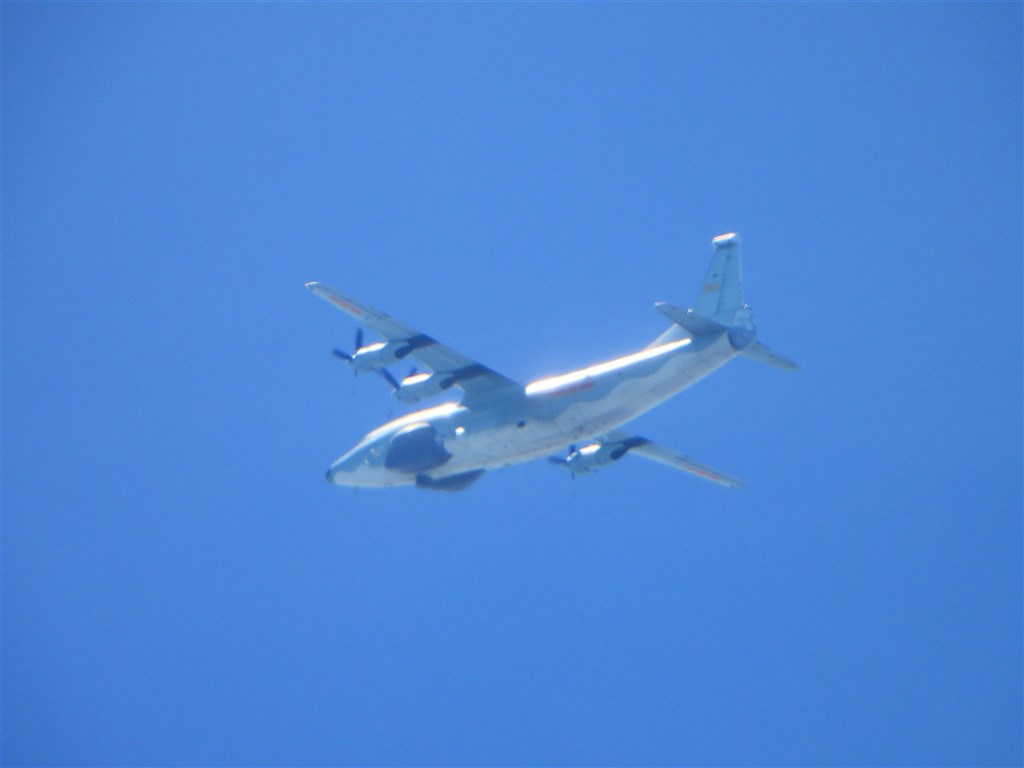 空軍表示,共軍一架運8遠程電子干擾機27日侵犯台灣西南防空識別區,空軍除派遣空中巡邏兵力應對,也實施廣播驅離、防空飛彈追蹤監控。(圖取自國防部網頁mnd.gov.tw)