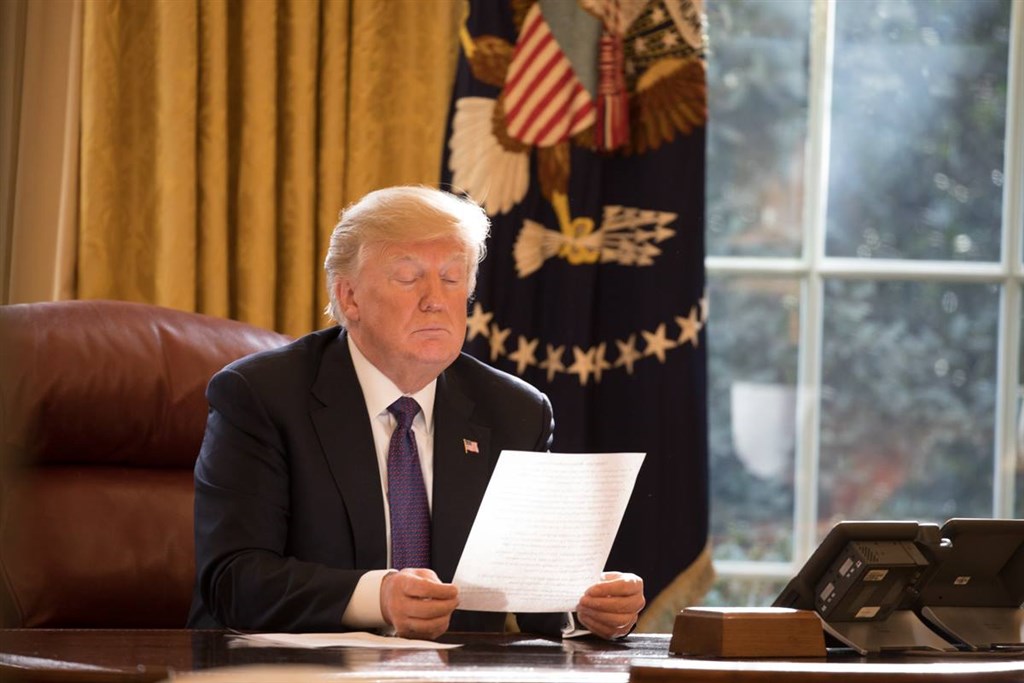 有線電視新聞網（CNN）報導，爭取連任的總統川普（圖）預料在白宮發表談話。（圖取自facebook.com/DonaldTrump）