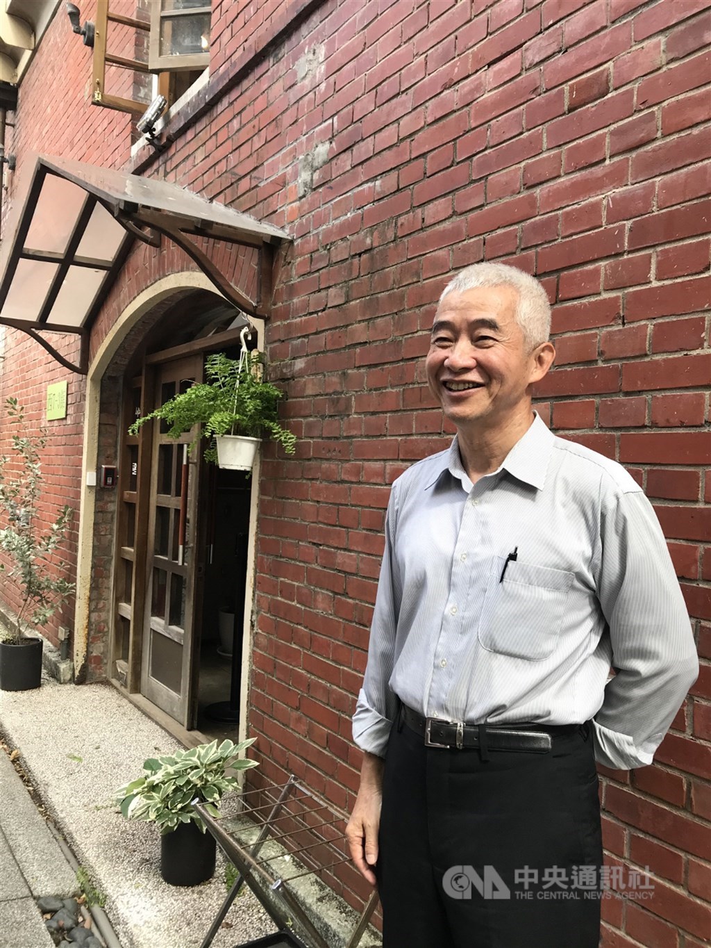 前交通部長賀陳旦的人生下半場扛起「生態工法基金會」與「放心窩」兩大任務。中央社記者江明晏攝 109年11月21日