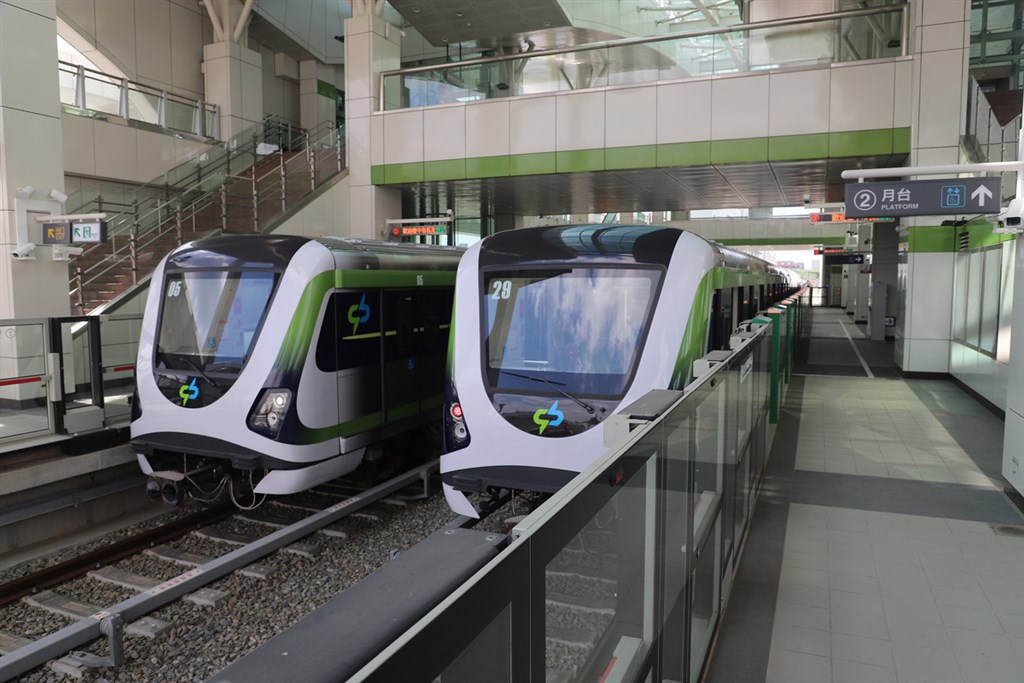 台中捷運綠線21日因在高鐵台中站尾軌發生列車異常事件,中捷公司決定從22日起暫停試營運。(台中市政府提供)