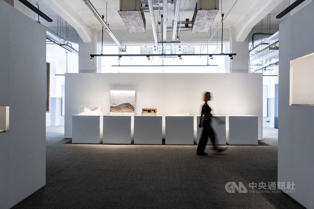 2020金點設計展03展區的空間設計作品,特別以模型方式展出,呈現設計原型與創作者的思考脈絡。(TDRI提供)中央社記者葉冠吟傳真 109年11月23日