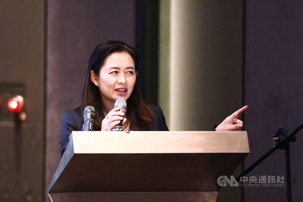 維吉尼亞大學米勒公共事務中心訪問教授林夏如23日以「美國對台政策的前景」為題發表演講。中央社記者游凱翔攝 109年11月23日