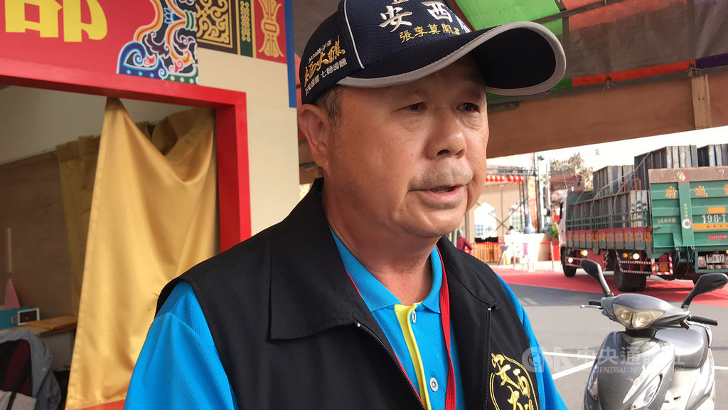 雲林縣台西鄉安西府22日舉辦「七朝清醮祈安護國」大法會,晚間舉行科儀恭送水、火王回宮,需全境暫時熄燈火確保科儀圓滿,全鄉2.5萬戶斷電逾3小時惹爭議,廟方23日出面解釋並致歉。中央社記者姜宜菁攝 109年11月23日