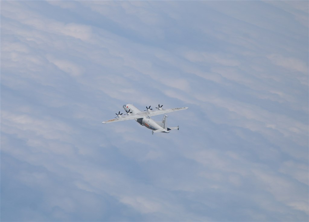 空軍30日發布共機動態,共軍1架運8技術偵察機、1架運8遠干機侵犯台灣西南防空識別區(ADIZ)。圖為運8技術偵察機同型機。(圖取自國防部網頁mnd.gov.tw)