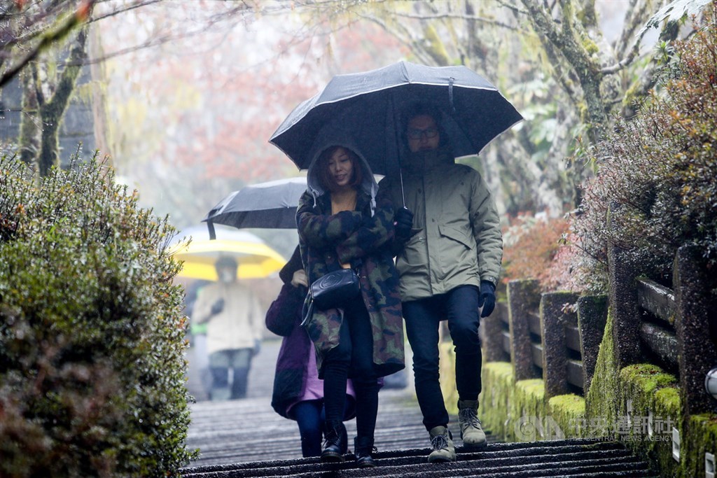 优享资讯 寒流入夜发威水气充足北部高山可望降雪