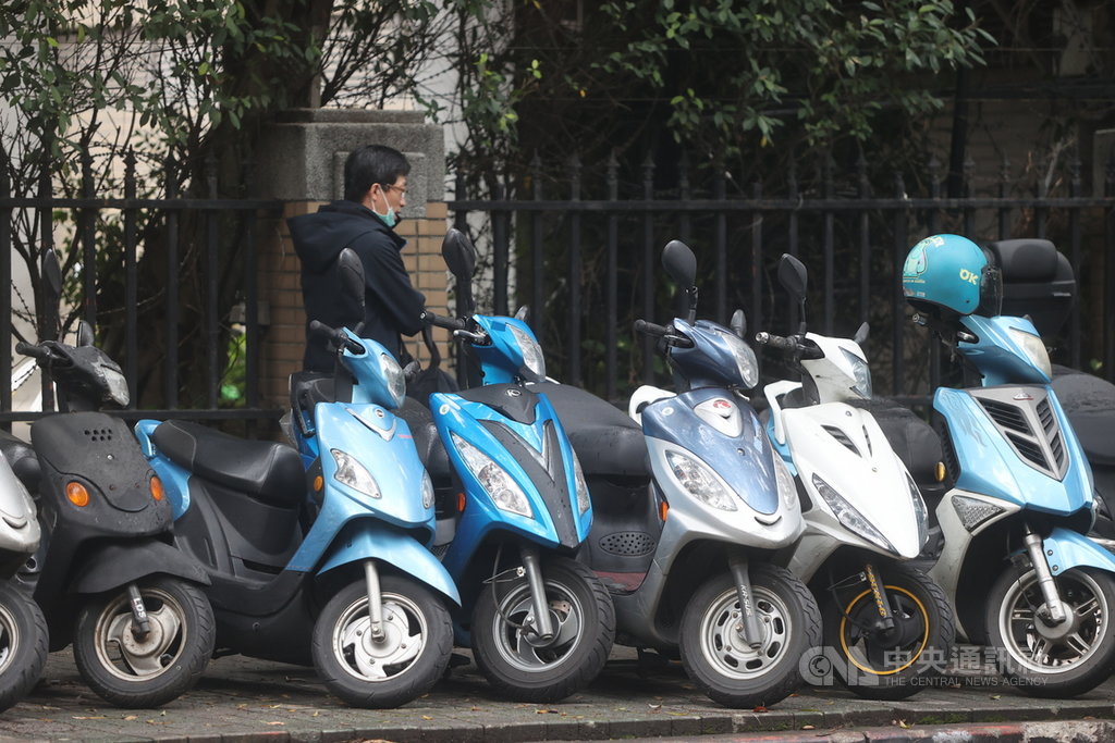 政院通過中古車換新減稅延長5年放寬機車限制 政治 中央社cna