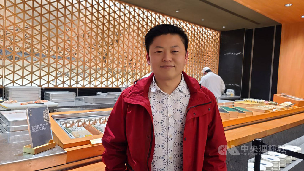 饗賓餐旅事業總經理陳毅航表示,2019年營業額新台幣35億元,2020年即使經歷疫情,營業額仍達37億元,逆勢成長。中央社記者江明晏攝 110年1月14日