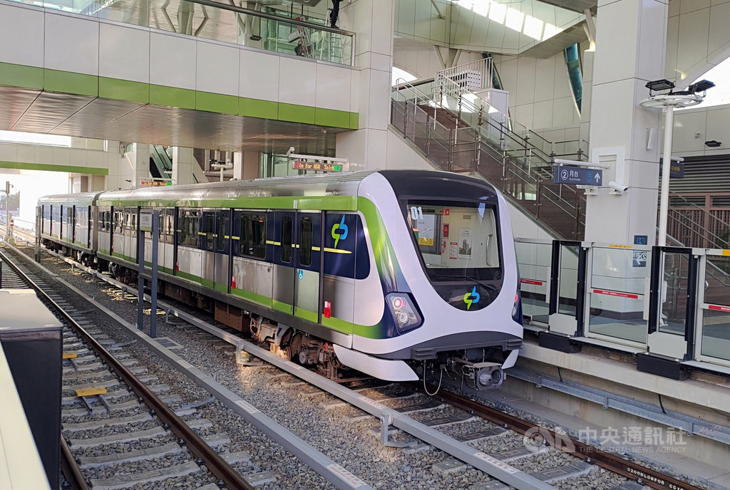 台中捷運綠線電聯車半永久聯結器改善後軸心分兩批運抵台灣,其中首批軸心經抽測檢驗符合設計標準,本週起將安排列車上線測試。(中捷公司提供)中央社記者蘇木春傳真 110年1月19日