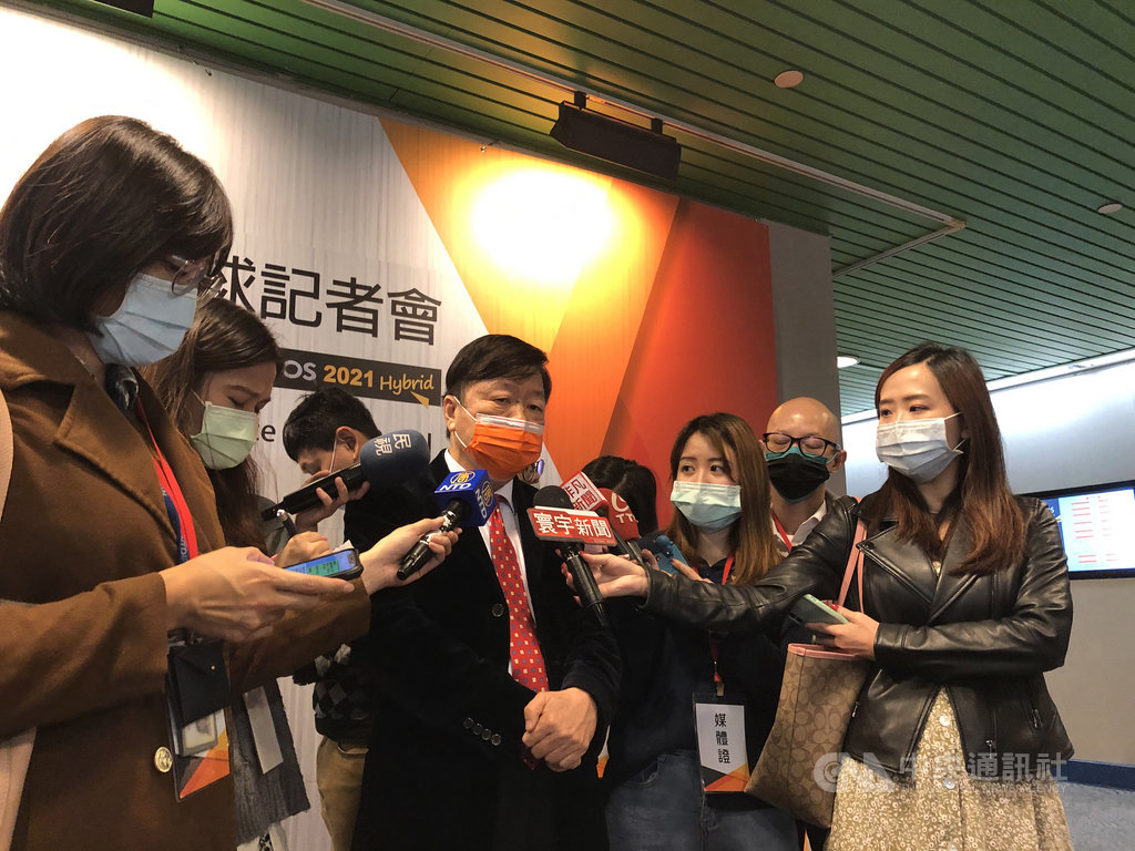 工具機大廠友嘉集團總裁朱志洋透露,規劃2024年在台灣和海外上市。產業人士指出,友嘉集團正布局電動車零配件。中央社記者鍾榮峰攝 110年1月20日