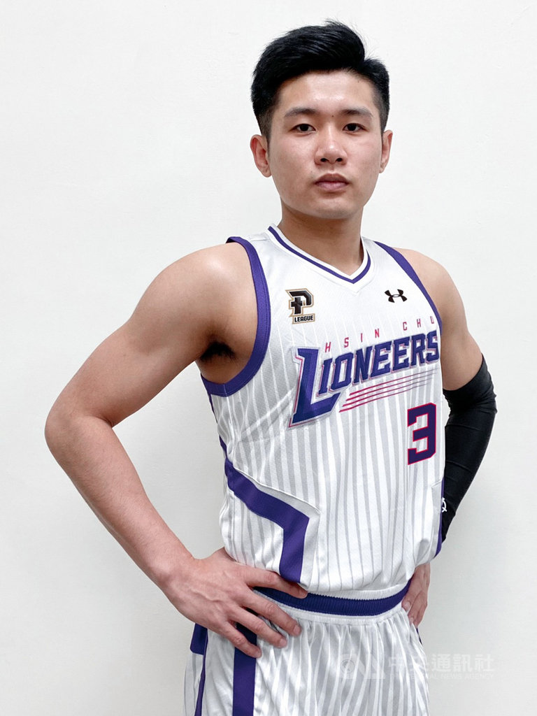 P. LEAGUE+ 新竹街口攻城獅21日宣布,擁有中國男籃次級聯賽NBL經歷的後衛林明毅正式加盟,將披上3號球衣。(新竹街口攻城獅提供)中央社記者黃巧雯傳真 110年1月21日
