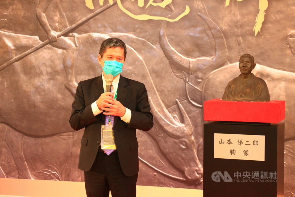 台灣雕塑家黃土水留存於日本的「山本悌二郎」石膏胸像,日方同意出借給國立台灣美術館修復、翻製原作典藏及規劃展覽,文化部長李永得(圖)22日表示,合作開啟台日文化交流新頁。中央社記者蘇木春攝 110年1月22日