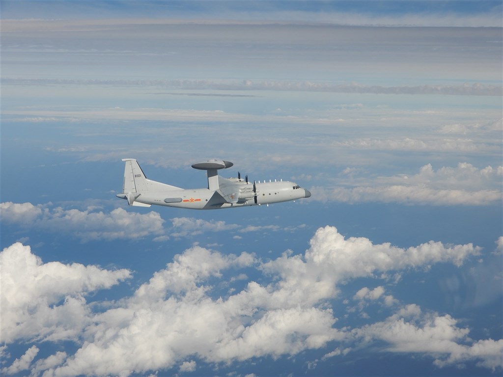 空軍28日發布共機動態,共軍1架空警500空中預警機、1架運8電偵機、2架殲10戰機侵犯台灣西南防空識別區(ADIZ)。圖為空警500同型機。(圖取自國防部網頁mnd.gov.tw)