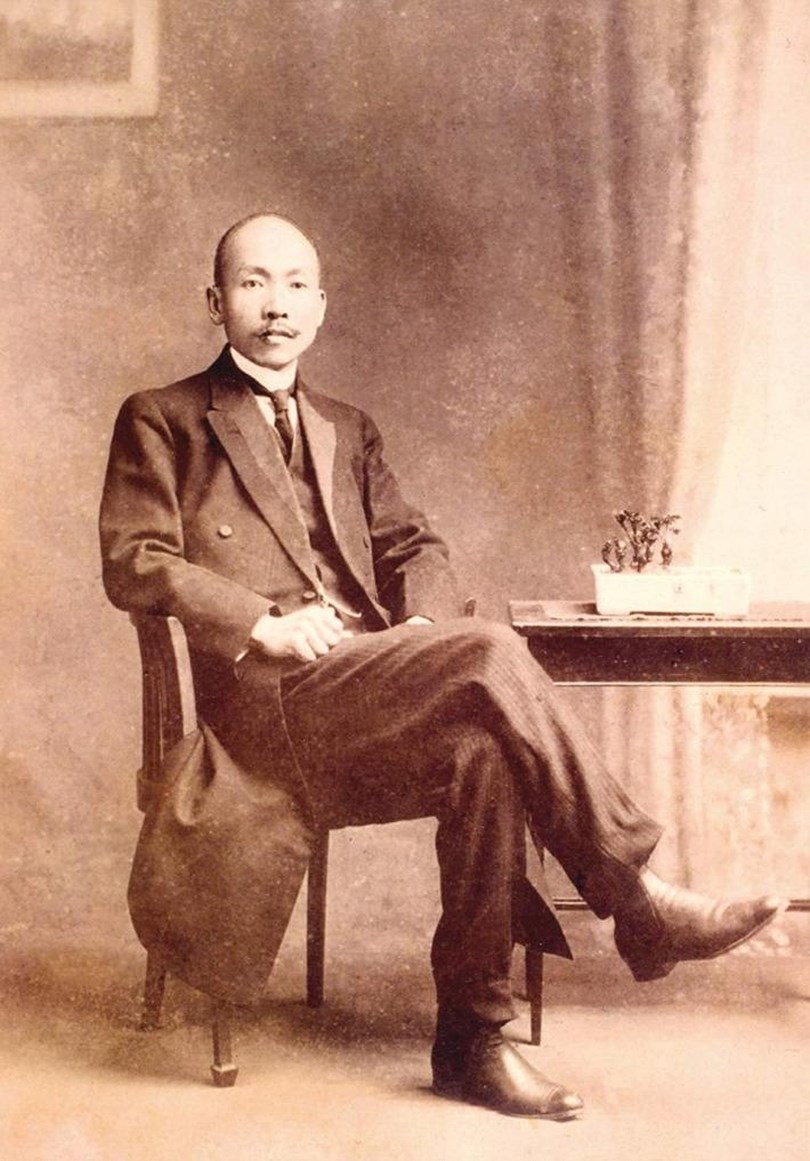在日治時期積極領導台灣民權請願與社會運動的林獻堂,歷經二二八事件與政府遷台初期施政,1949年9月,與當局政見不合的林獻堂以治病為由赴日,終生未再返鄉。(圖取自維基共享資源;版權屬公眾領域)